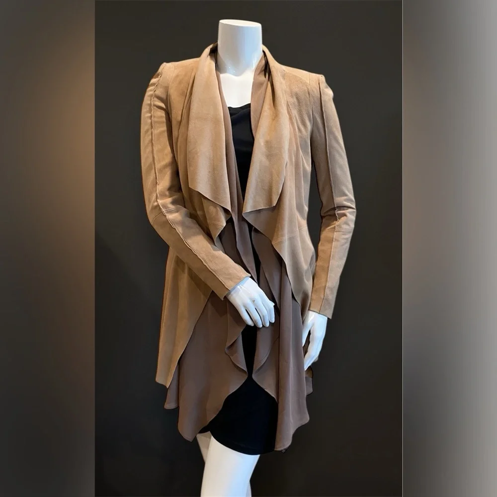 $648‼️BCBGMaxAzria Suede Camel Draped Blazer Coat Jacket Minimalist Quite Luxury - Picture 2 of 12